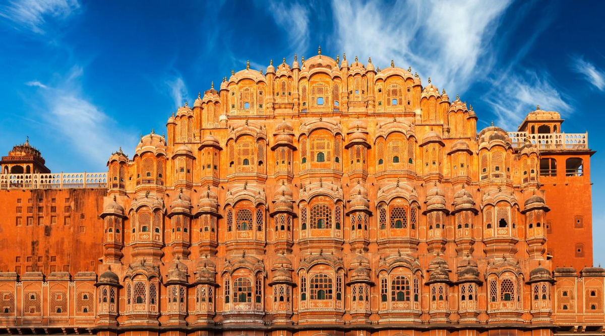We are coming at Heritage Door in Jaipur, Hawa Mahal