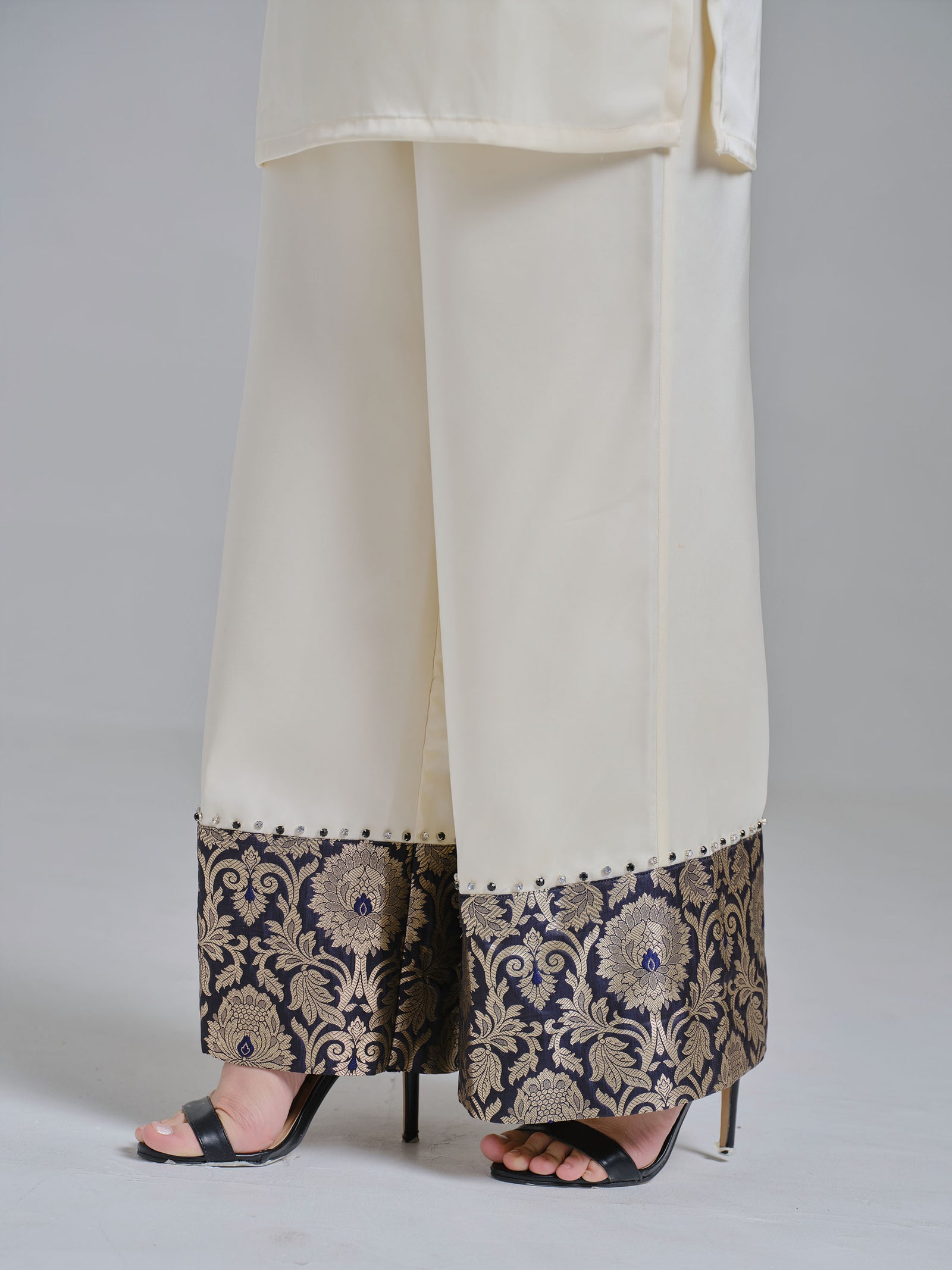 REGENT BOTTOMS